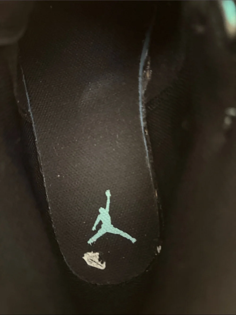 Air Jordan 1 Mids Nike Sneakers. Men’s. White Black Teal. Size 10.5